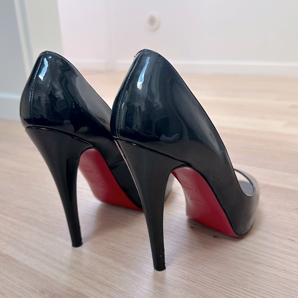 Christian Louboutin Very Prive 120 Pumps